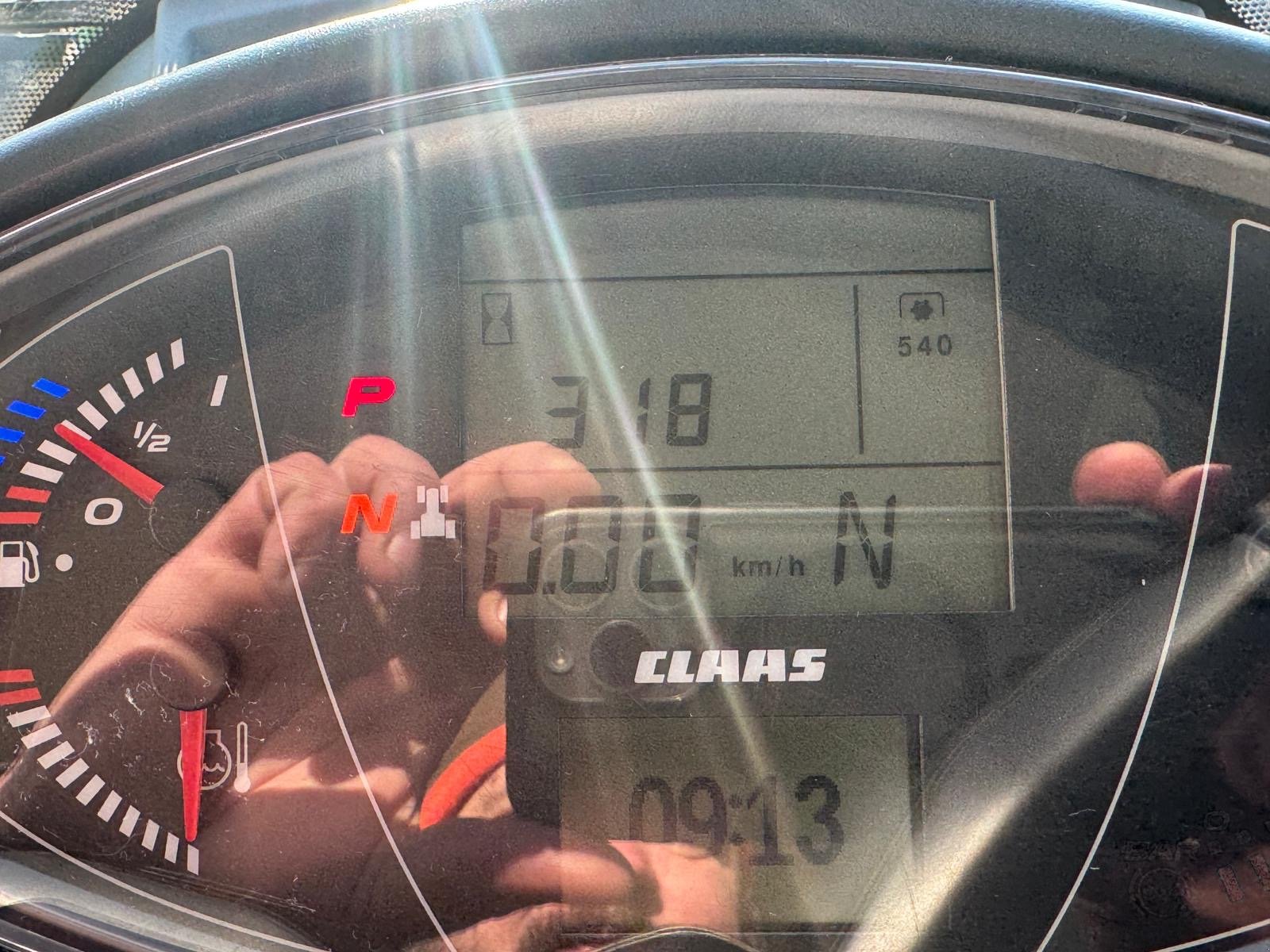 Traktor van het type CLAAS Axion 830  CMATIC CEBIS, Gebrauchtmaschine in Lautertal (Foto 15)