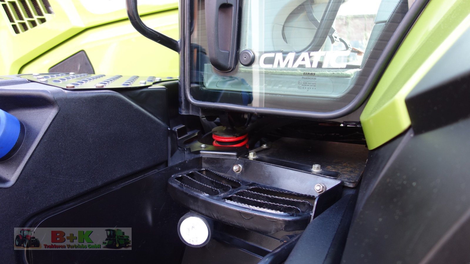 Traktor del tipo CLAAS Axion 830 CMATIC CIS+, Gebrauchtmaschine en Kettenkamp (Imagen 8)