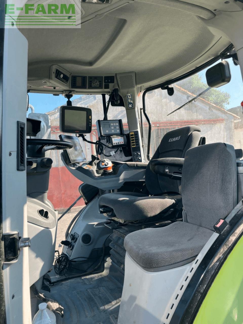 Traktor του τύπου CLAAS axion 830 cmatic CMATIC, Gebrauchtmaschine σε ST ANDIOL (Φωτογραφία 7)