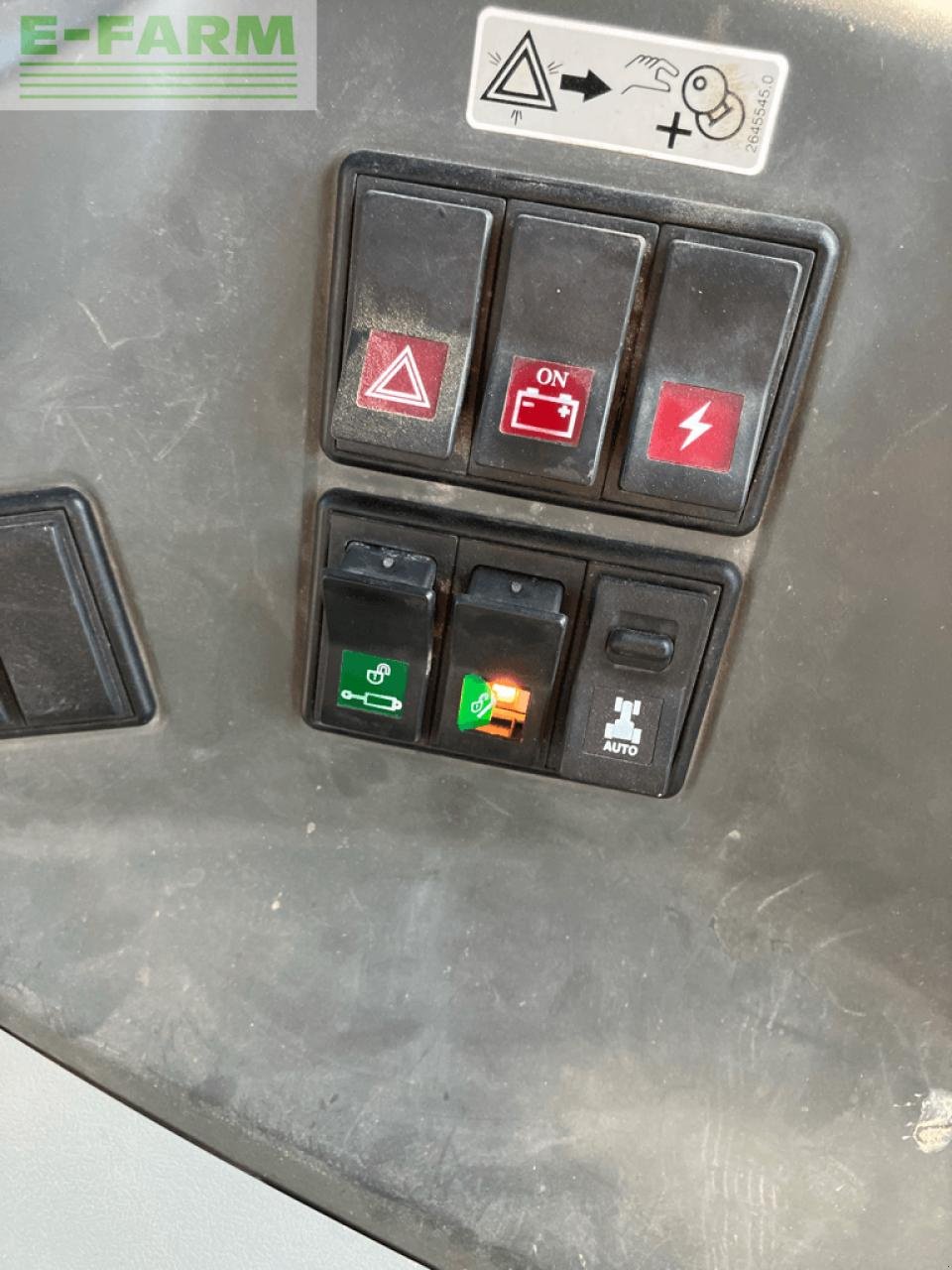 Traktor του τύπου CLAAS axion 830 cmatic CMATIC, Gebrauchtmaschine σε ST ANDIOL (Φωτογραφία 13)