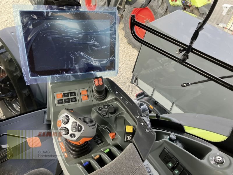 Traktor типа CLAAS AXION 830 CMATIC NIGHT-EDITION, Neumaschine в Schwend (Фотография 19)