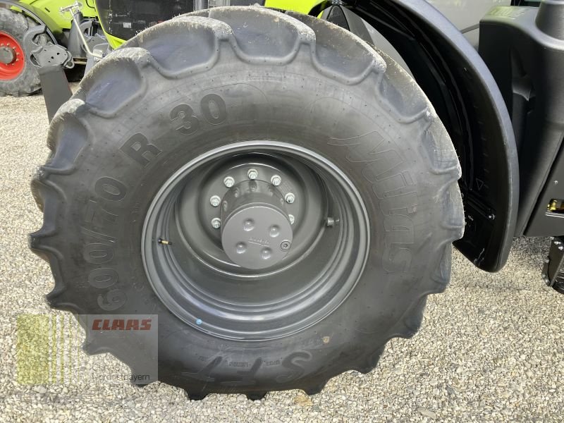 Traktor типа CLAAS AXION 830 CMATIC NIGHT-EDITION, Neumaschine в Schwend (Фотография 13)