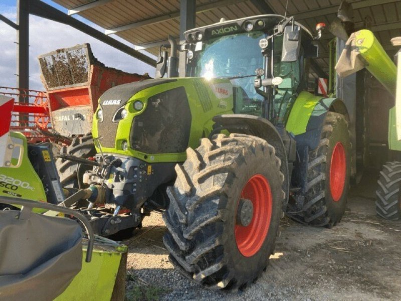 Traktor des Typs CLAAS AXION 830 CMATIC PRIVILEGE, Gebrauchtmaschine in Feurs (Bild 1)