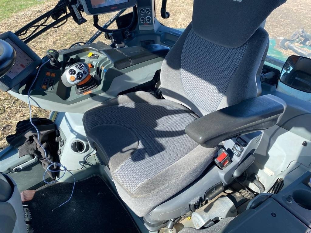 Traktor του τύπου CLAAS Axion 830 Cmatic, Gebrauchtmaschine σε Ringe (Φωτογραφία 16)