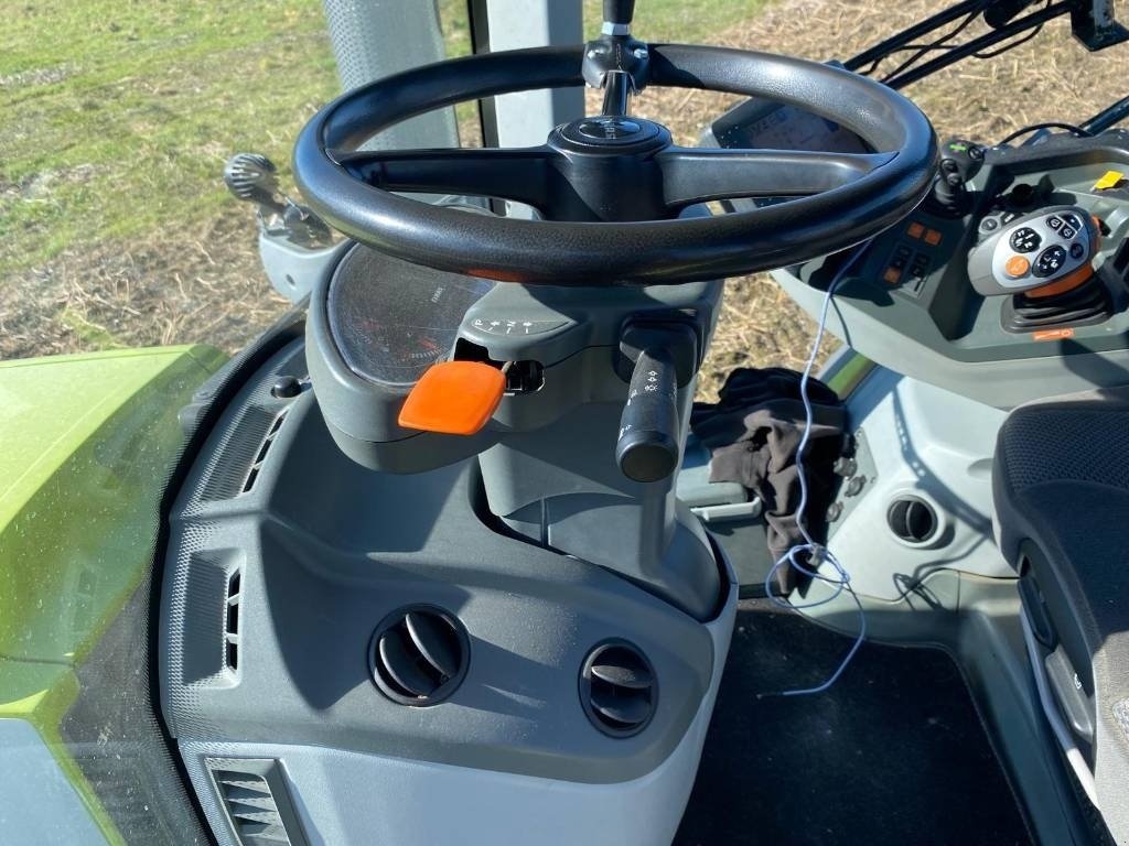 Traktor του τύπου CLAAS Axion 830 Cmatic, Gebrauchtmaschine σε Ringe (Φωτογραφία 9)