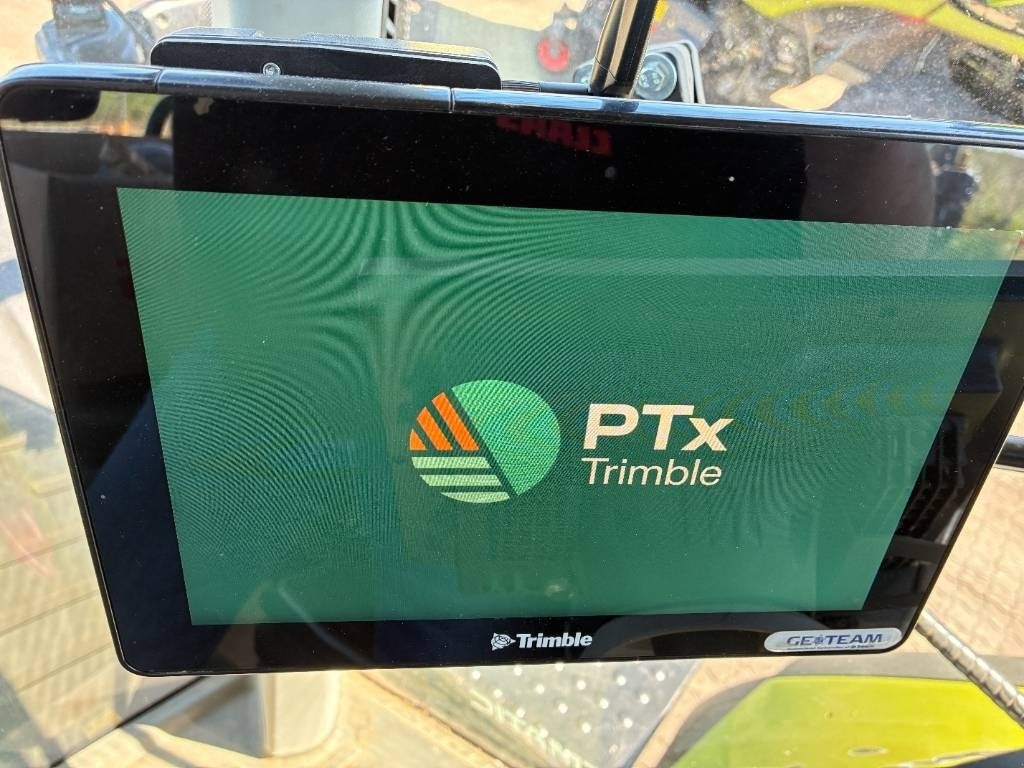 Traktor типа CLAAS Axion 830 Cmatic, Gebrauchtmaschine в Hinnerup (Фотография 3)