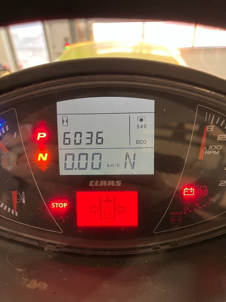 Traktor του τύπου CLAAS Axion 830 Cmatic, Gebrauchtmaschine σε Mern (Φωτογραφία 10)