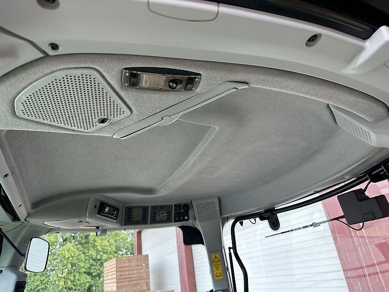 Traktor van het type CLAAS Axion 830 Cmatic, Gebrauchtmaschine in Ostercappeln (Foto 11)