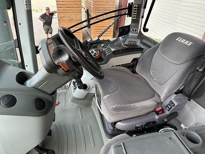 Traktor van het type CLAAS Axion 830 Cmatic, Gebrauchtmaschine in Ostercappeln (Foto 13)