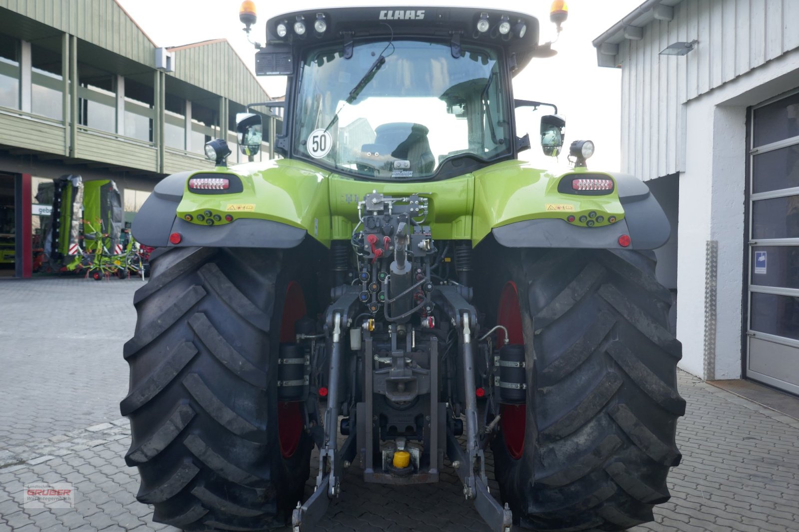 Traktor Türe ait CLAAS Axion 830 CMATIC, Gebrauchtmaschine içinde Dorfen (resim 8)