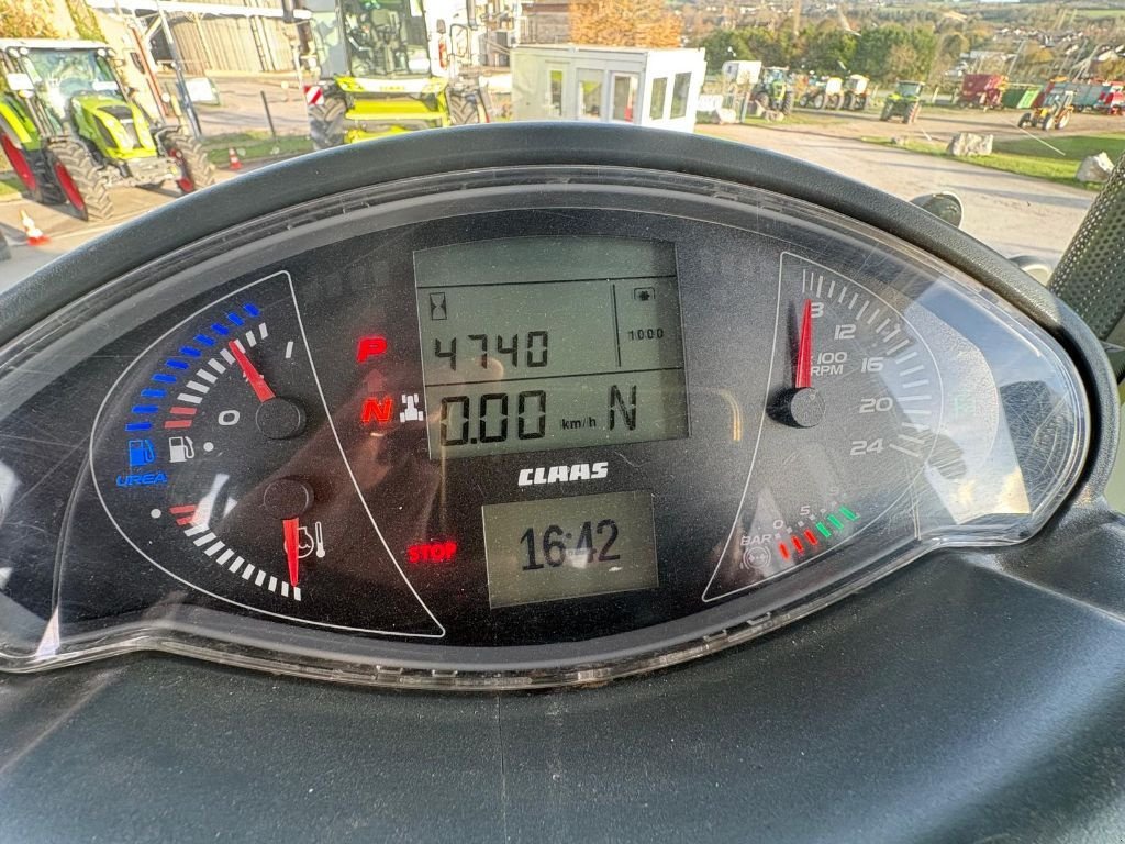 Traktor typu CLAAS AXION 830 CMATIC, Gebrauchtmaschine w SALEUX (Zdjęcie 11)
