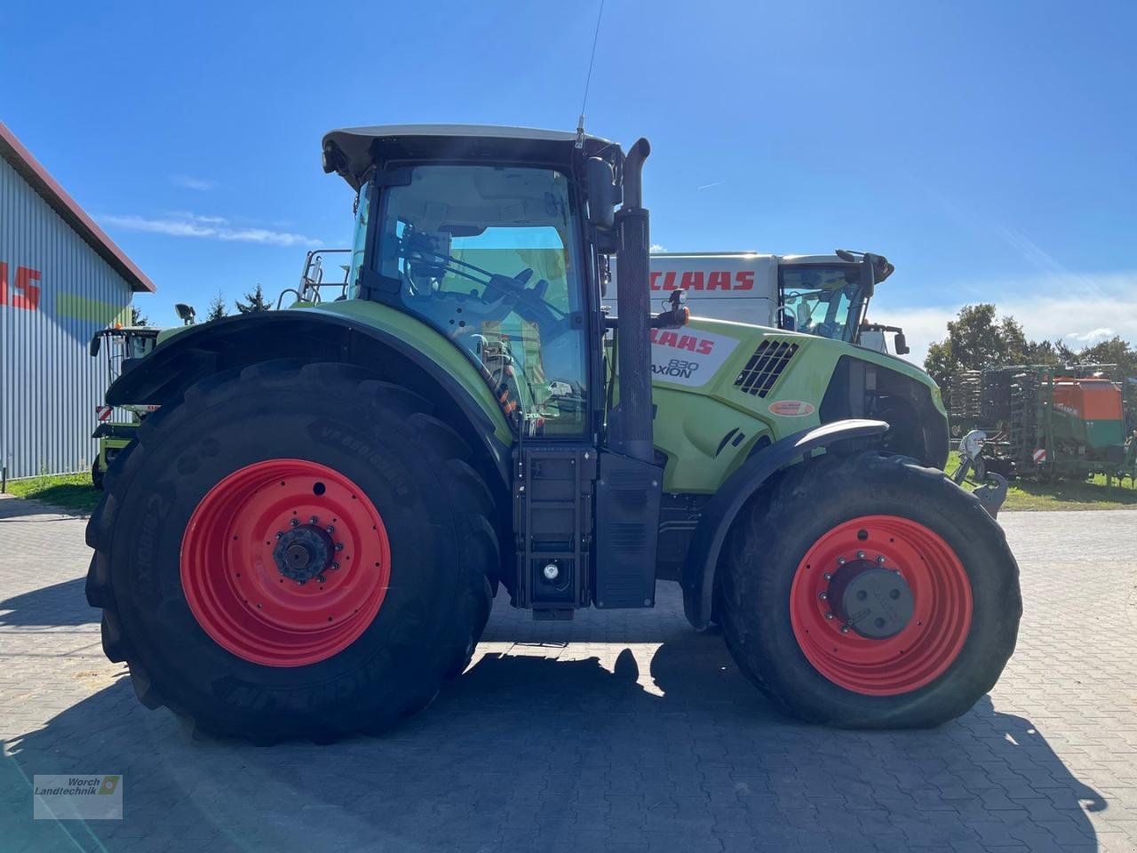 Traktor of the type CLAAS Axion 830 CMatic, Gebrauchtmaschine in Schora (Picture 4)