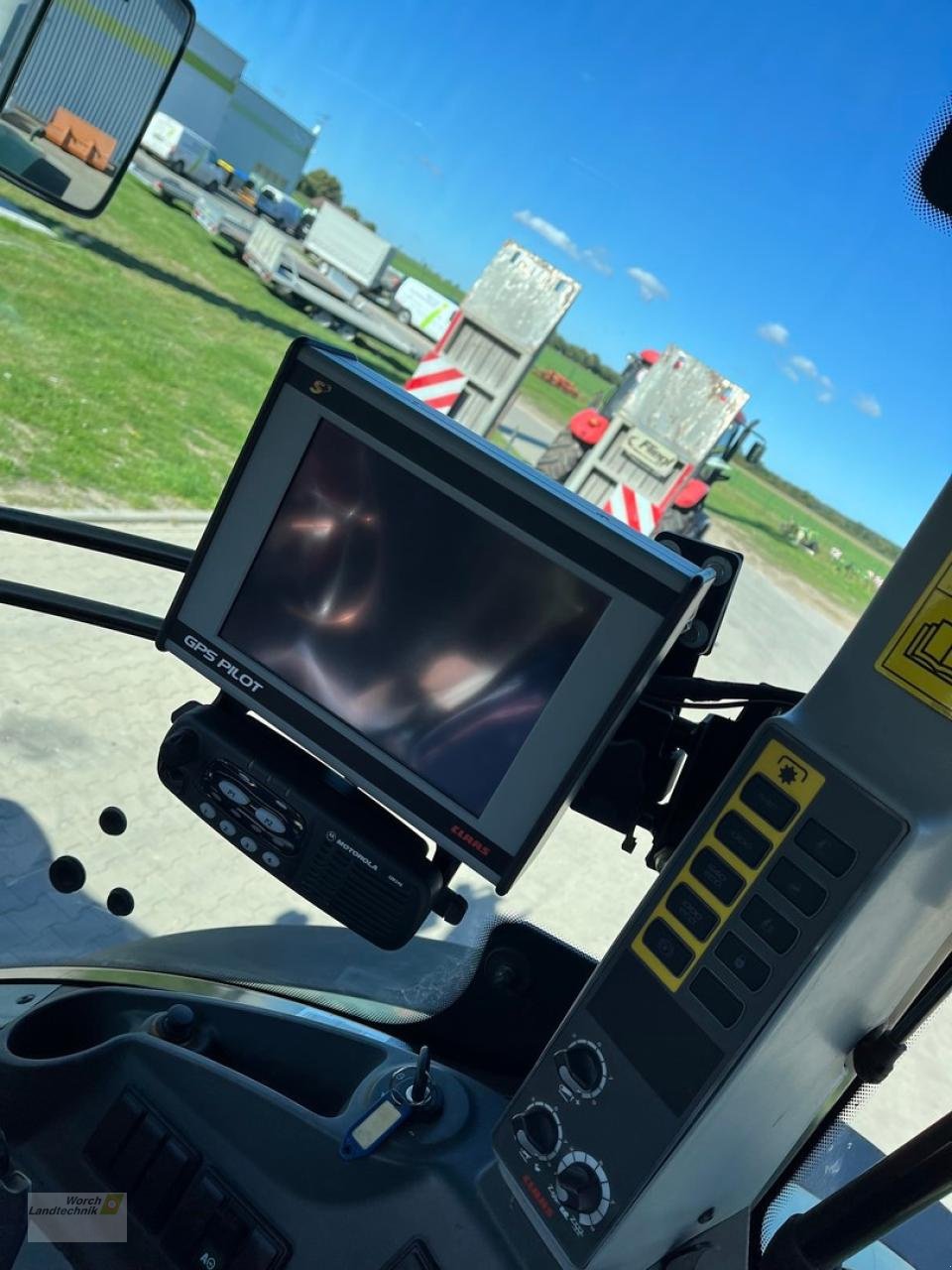 Traktor of the type CLAAS Axion 830 CMatic, Gebrauchtmaschine in Schora (Picture 18)