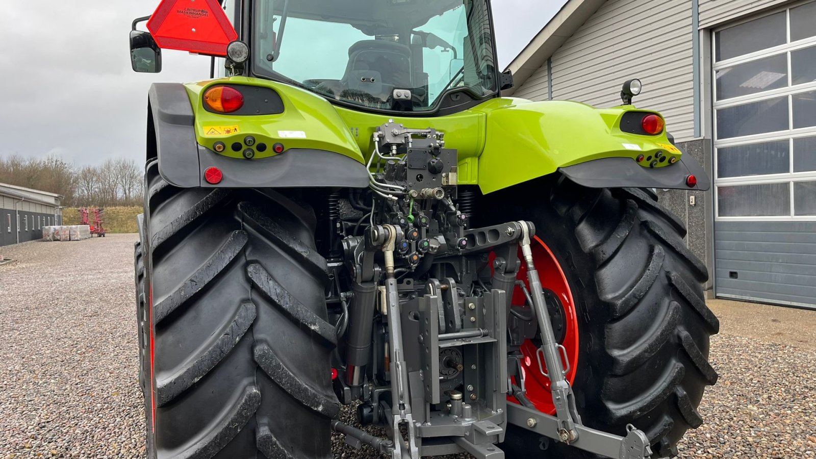 Traktor typu CLAAS Axion 830 Med frontlift. Velholdt traktor., Gebrauchtmaschine v Lintrup (Obrázek 3)