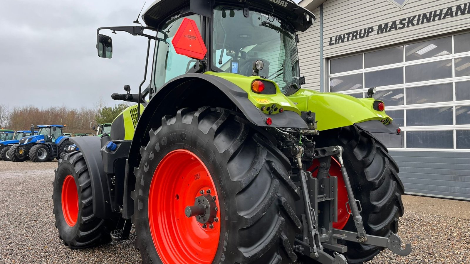 Traktor typu CLAAS Axion 830 Med frontlift. Velholdt traktor., Gebrauchtmaschine v Lintrup (Obrázek 12)