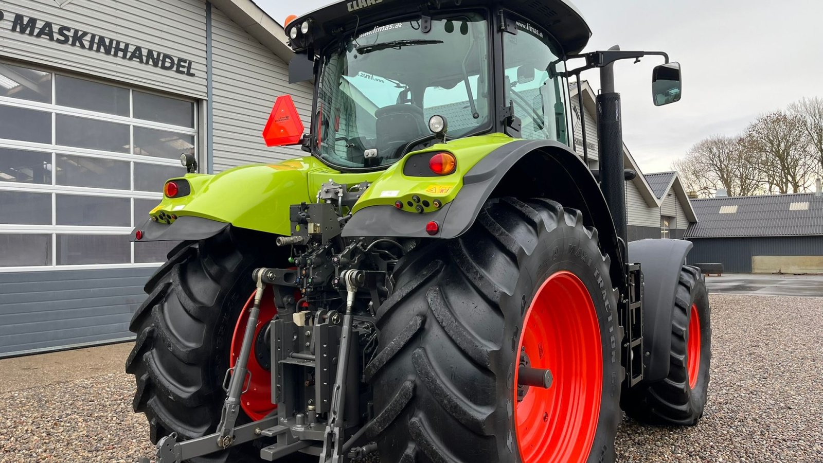 Traktor typu CLAAS Axion 830 Med frontlift. Velholdt traktor., Gebrauchtmaschine v Lintrup (Obrázek 19)