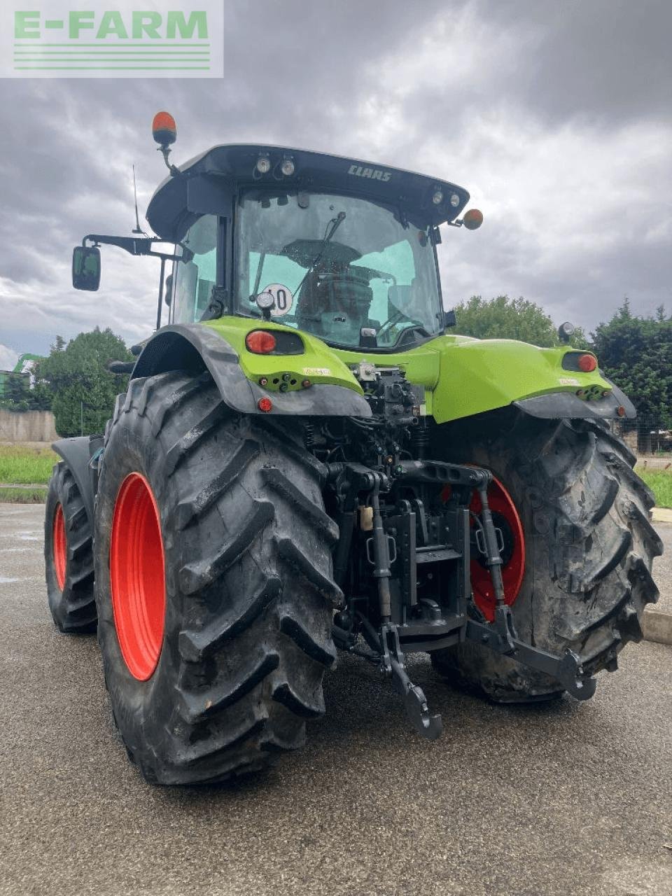 Traktor typu CLAAS axion 830 t4f, Gebrauchtmaschine v ST ANDIOL (Obrázek 8)