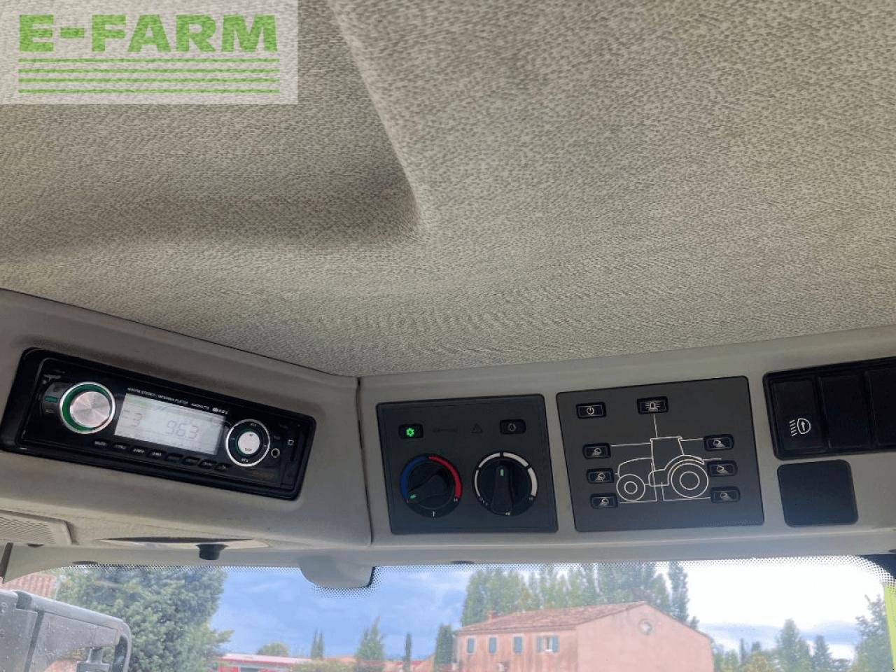 Traktor typu CLAAS axion 830 t4f, Gebrauchtmaschine v ST ANDIOL (Obrázek 12)