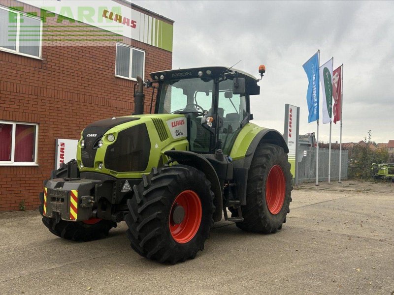 Traktor typu CLAAS AXION 830, Gebrauchtmaschine v SLEAFORD (Obrázok 1)