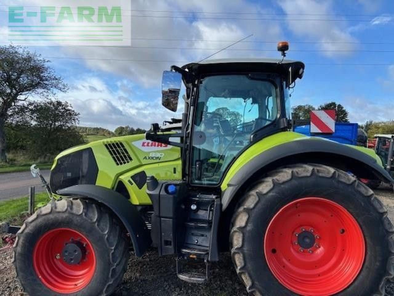 Traktor of the type CLAAS AXION 830, Gebrauchtmaschine in CUPAR (Picture 3)