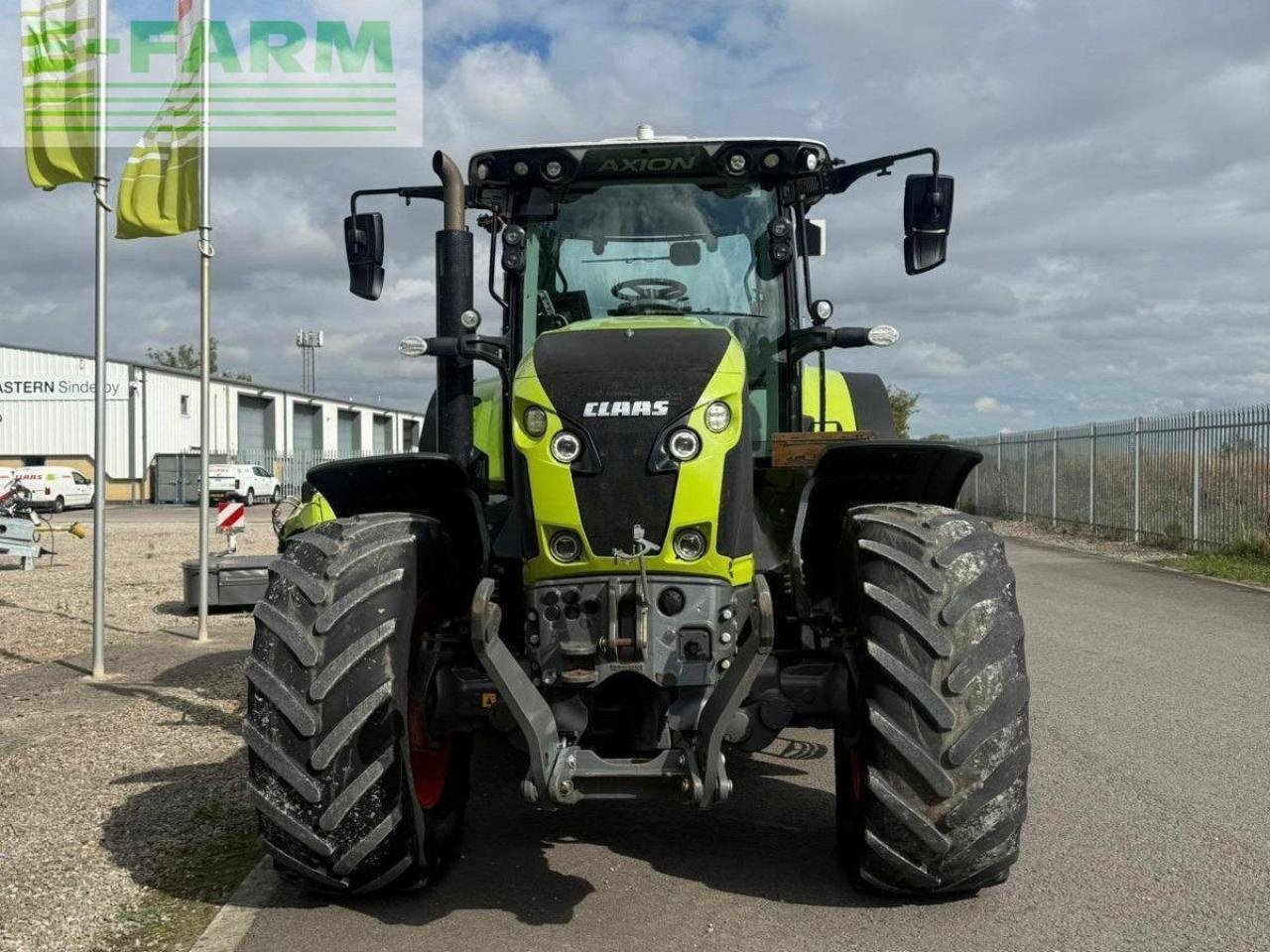 Traktor Türe ait CLAAS AXION 830, Gebrauchtmaschine içinde SINDERBY, THIRSK (resim 4)