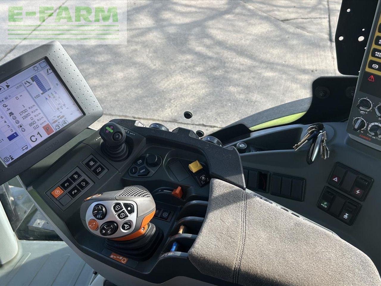 Traktor του τύπου CLAAS AXION 830, Gebrauchtmaschine σε SLEAFORD (Φωτογραφία 7)