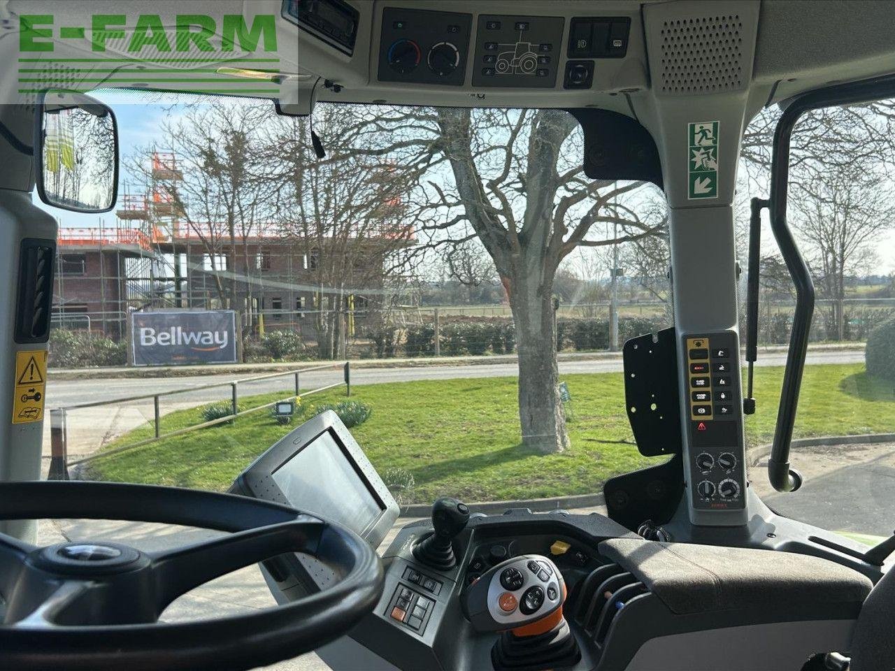 Traktor του τύπου CLAAS AXION 830, Gebrauchtmaschine σε SLEAFORD (Φωτογραφία 11)