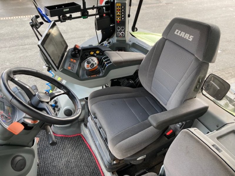 Traktor типа CLAAS Axion 830, Gebrauchtmaschine в Gudensberg (Фотография 12)