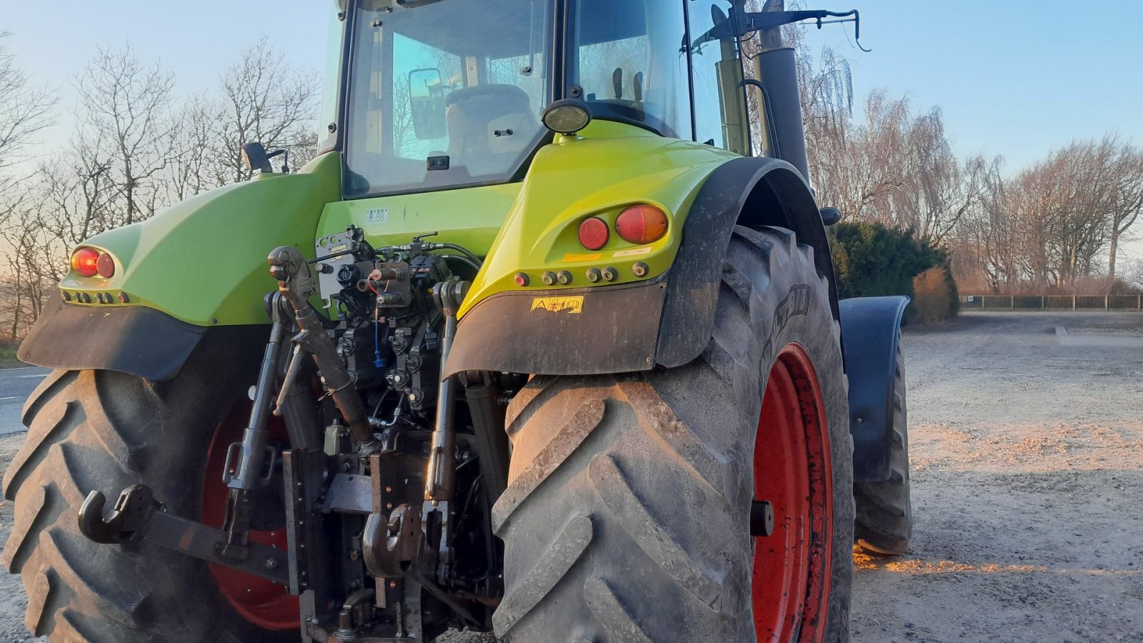 Traktor του τύπου CLAAS AXION 840 C Matic med front pto og frontlift, Gebrauchtmaschine σε Skive (Φωτογραφία 3)