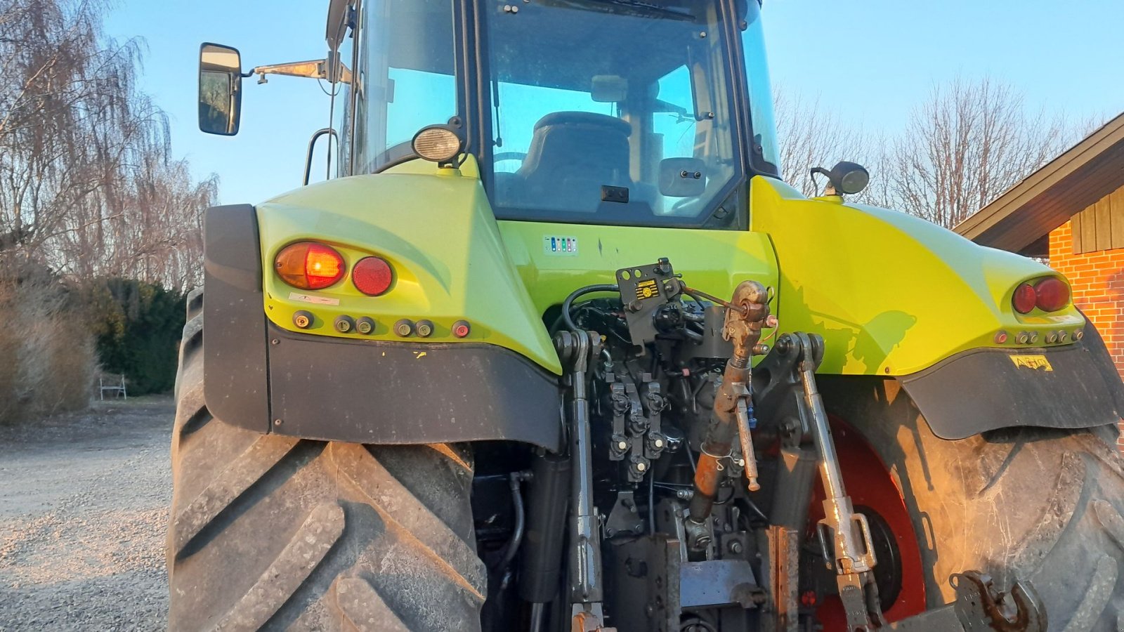Traktor του τύπου CLAAS AXION 840 C Matic med front pto og frontlift, Gebrauchtmaschine σε Skive (Φωτογραφία 4)
