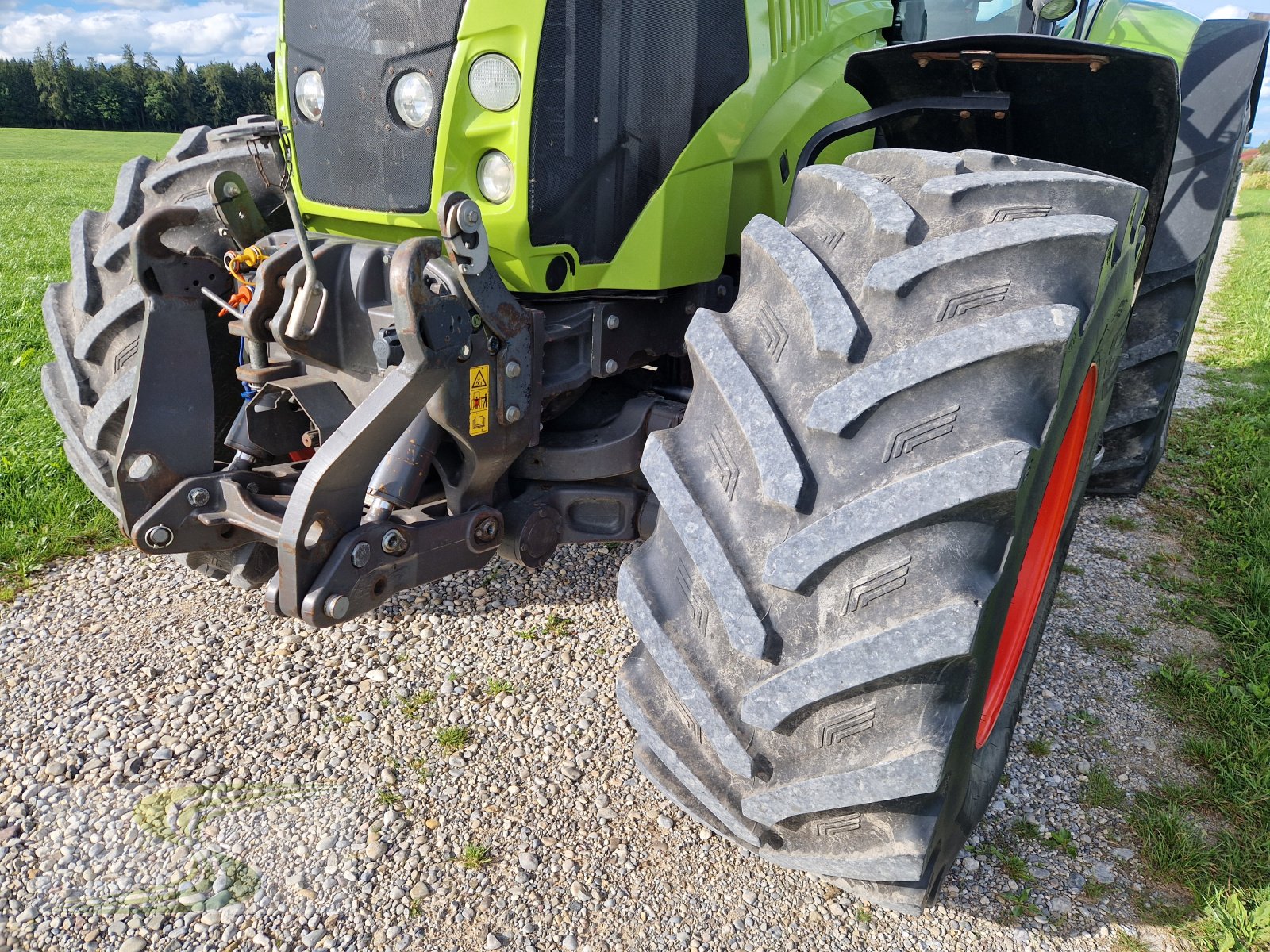 Traktor типа CLAAS Axion 840 C-MATIC, Gebrauchtmaschine в Erisried (Фотография 3)