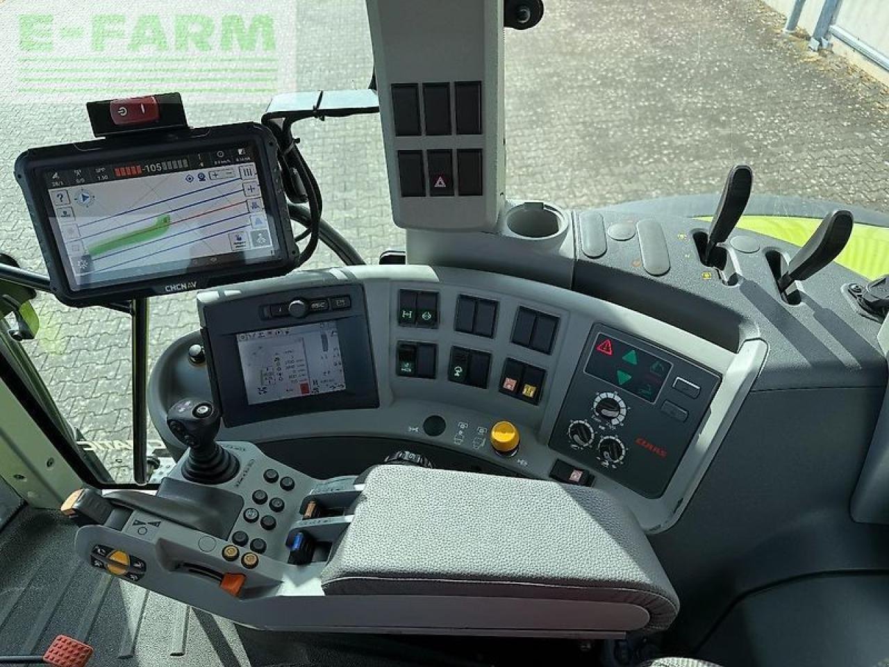 Traktor tipa CLAAS axion 840 cebis cmatic mit rtk und kamera CMATIC CEBIS, Gebrauchtmaschine u RIEGENROTH (Slika 22)
