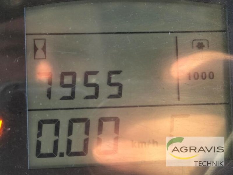 Traktor des Typs CLAAS AXION 840 CEBIS, Gebrauchtmaschine in Calbe / Saale (Bild 11)