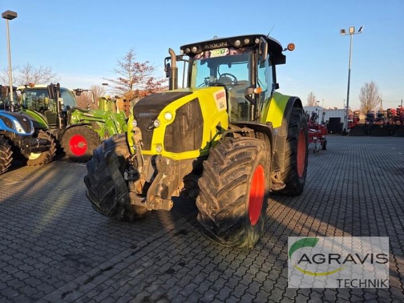 Traktor des Typs CLAAS AXION 840 CEBIS, Gebrauchtmaschine in Calbe / Saale (Bild 1)