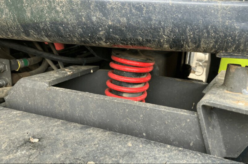 Traktor Türe ait CLAAS AXION 840 CEBIS, Gebrauchtmaschine içinde LAIGNES (resim 8)