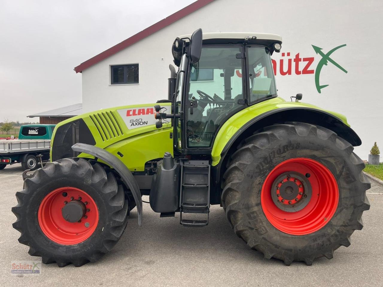 Traktor του τύπου CLAAS Axion 840 CIS HEXASHIFT, 238 PS, Frontkraftheber, Gebrauchtmaschine σε Schierling (Φωτογραφία 2)