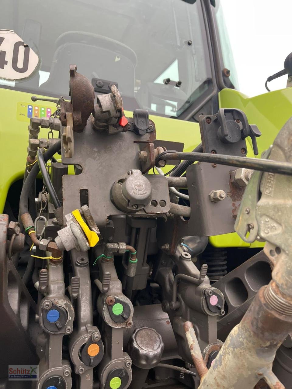 Traktor του τύπου CLAAS Axion 840 CIS HEXASHIFT, 238 PS, Frontkraftheber, Gebrauchtmaschine σε Schierling (Φωτογραφία 15)