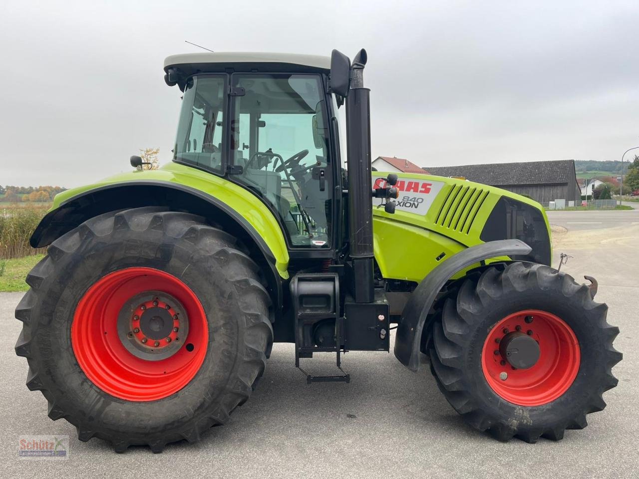 Traktor van het type CLAAS Axion 840 CIS Hexashift, Gebrauchtmaschine in Schierling (Foto 7)