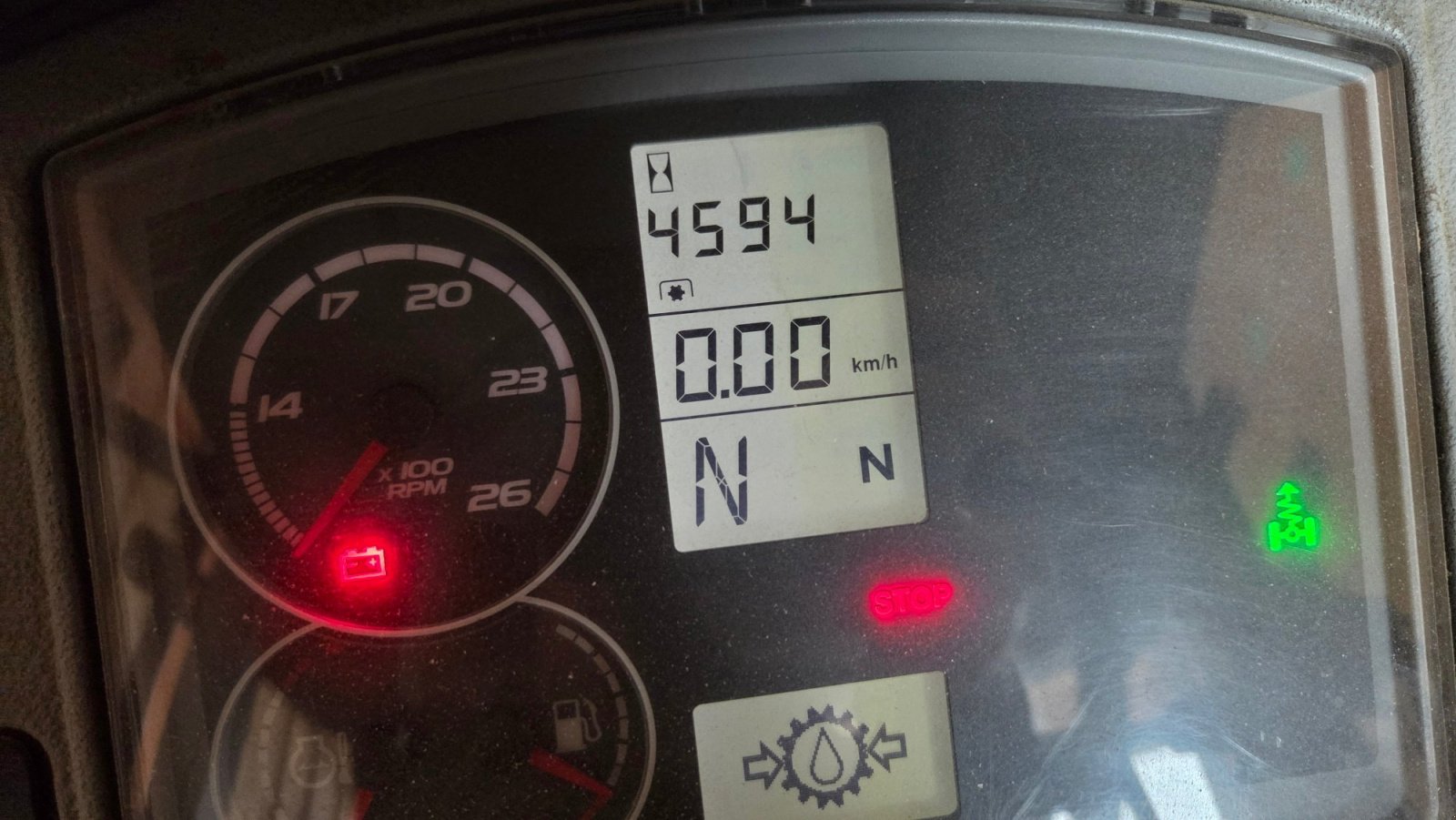 Traktor типа CLAAS Axion 840 CMATIC CEBIS, Gebrauchtmaschine в Emmering (Фотография 3)