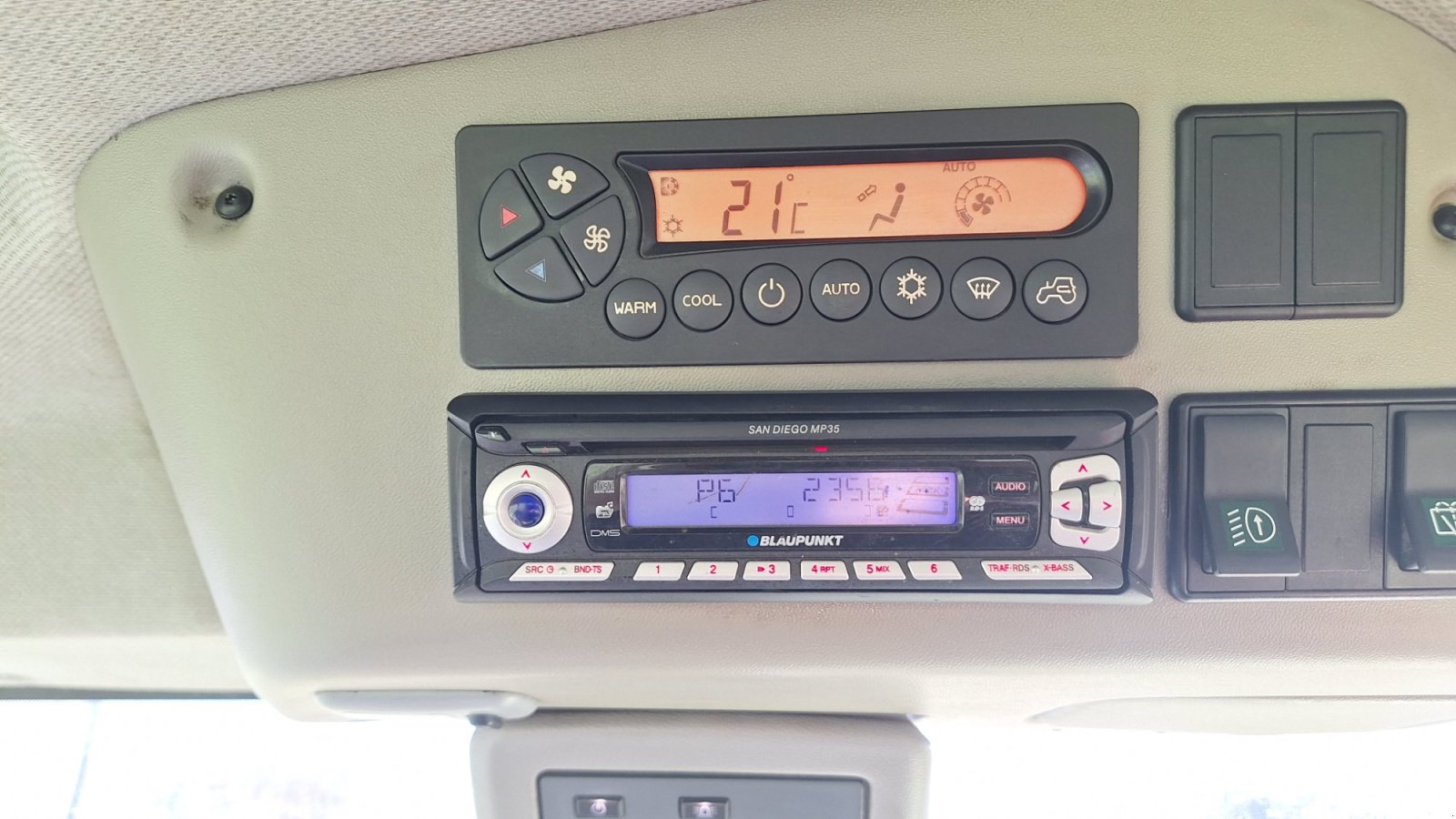 Traktor типа CLAAS Axion 840 CMATIC CEBIS, Gebrauchtmaschine в Emmering (Фотография 9)