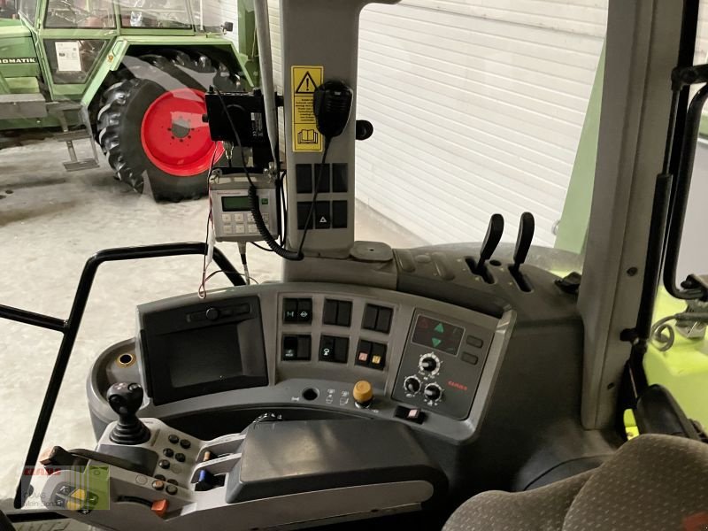 Traktor des Typs CLAAS AXION 840 CMATIC, Gebrauchtmaschine in Vohburg (Bild 9)