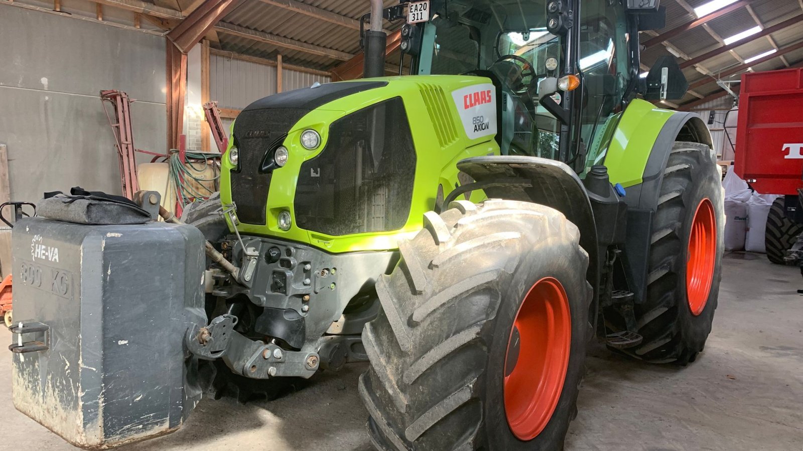 Traktor des Typs CLAAS AXION 850 C-Matic, Gebrauchtmaschine in Tinglev (Bild 1)