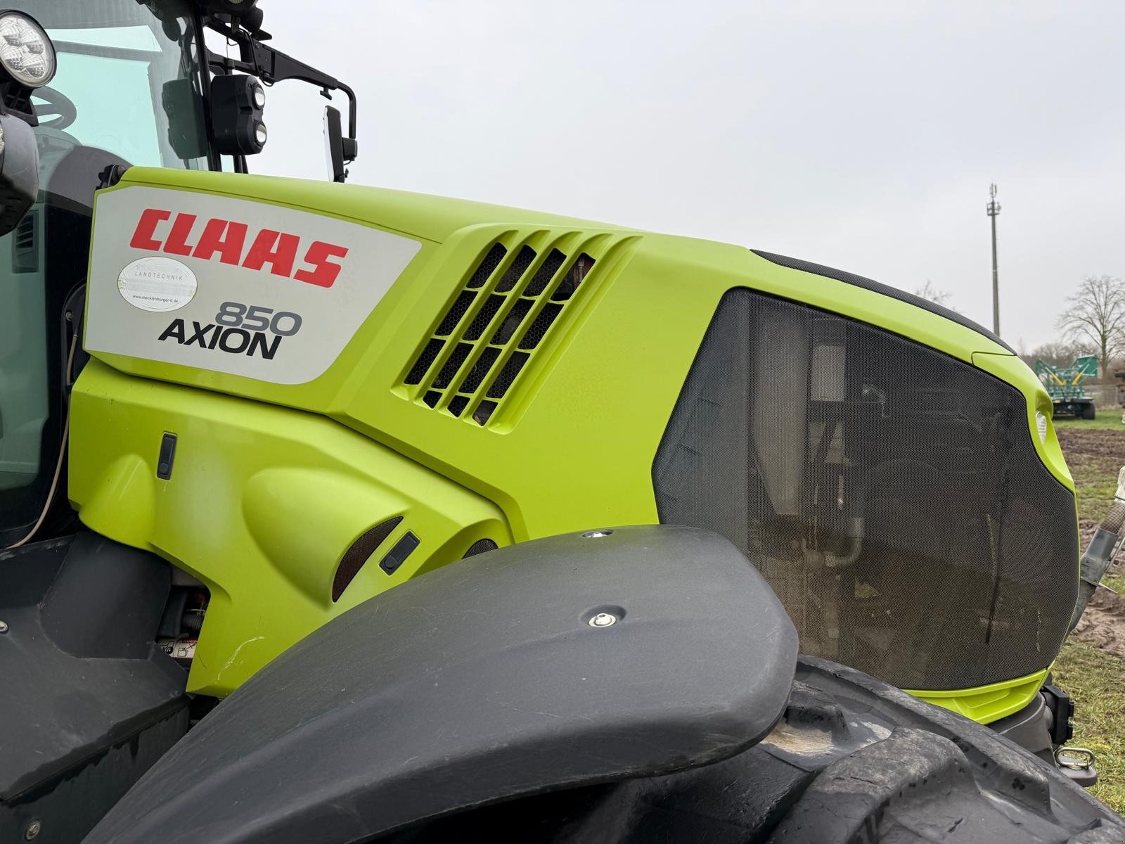 Traktor des Typs CLAAS Axion 850 C-Matic, Gebrauchtmaschine in Goldberg (Bild 2)