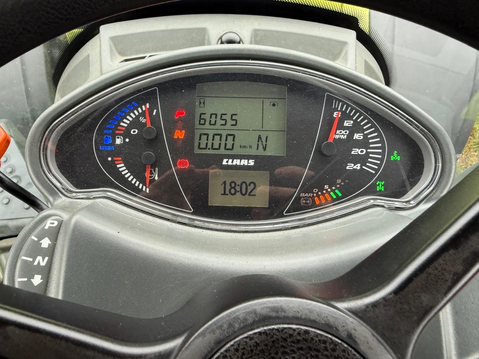 Traktor des Typs CLAAS Axion 850 C-Matic, Gebrauchtmaschine in Goldberg (Bild 22)