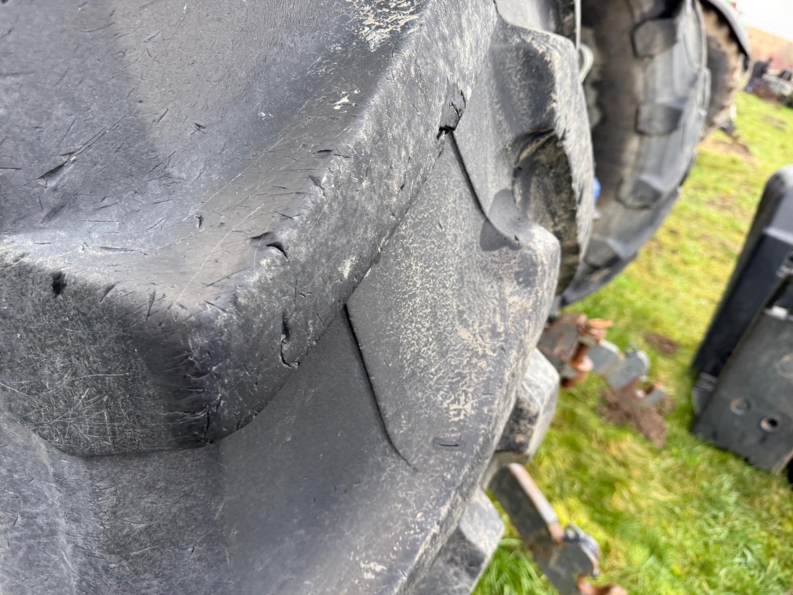 Traktor za tip CLAAS Axion 850 C-Matic, Gebrauchtmaschine u Goldberg (Slika 7)