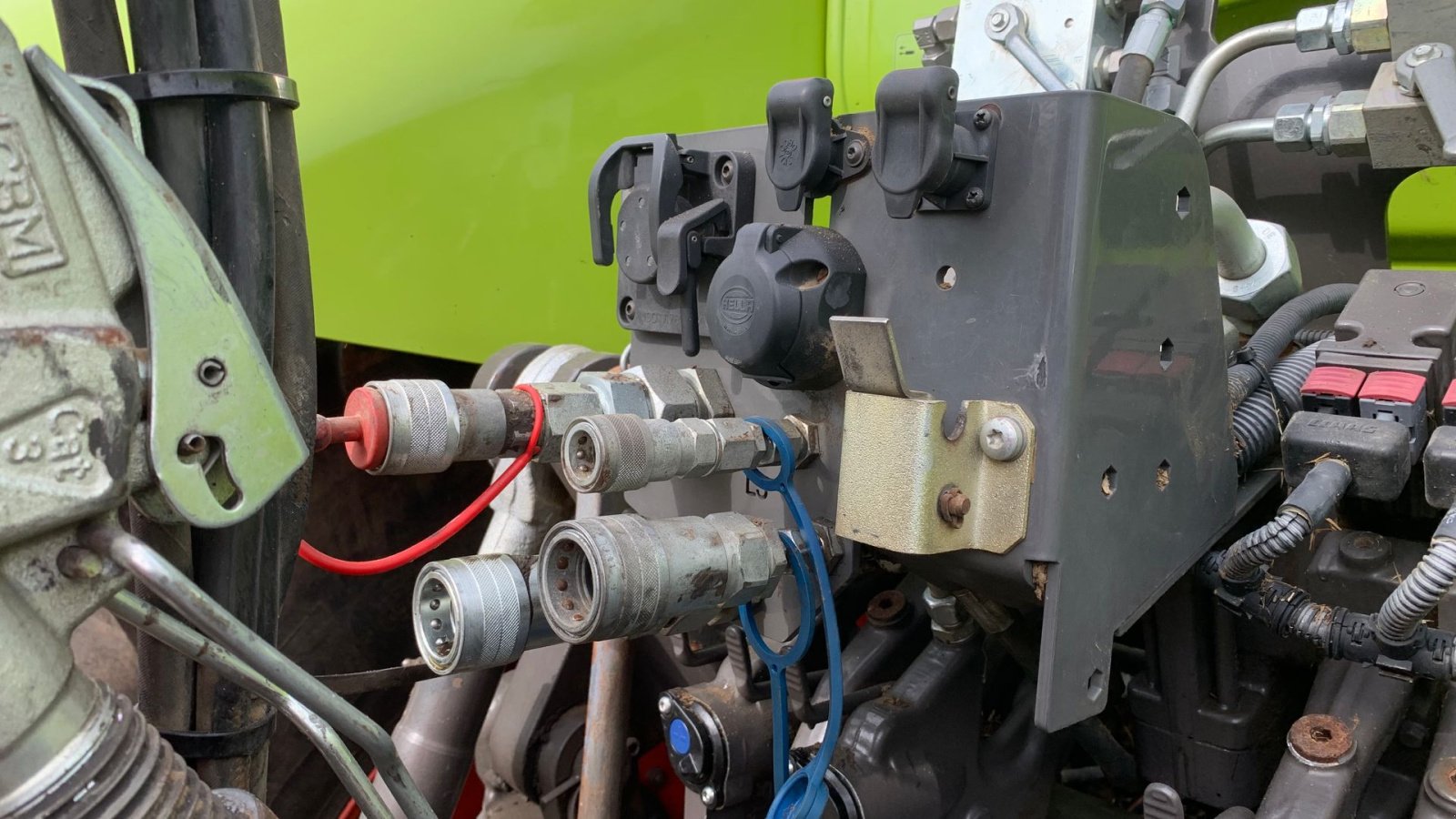 Traktor du type CLAAS Axion 850 cebis Hexa-Shift, Gebrauchtmaschine en Tinglev (Photo 13)