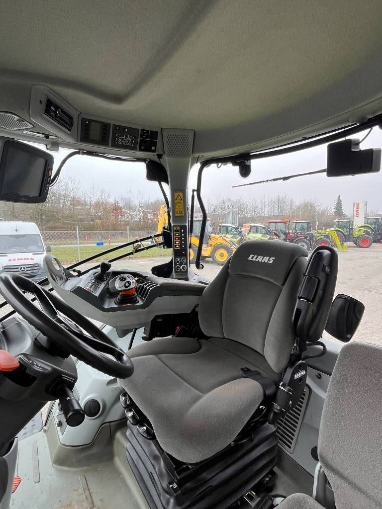 Traktor типа CLAAS AXION 850 CEBIS, Gebrauchtmaschine в Kolding (Фотография 11)