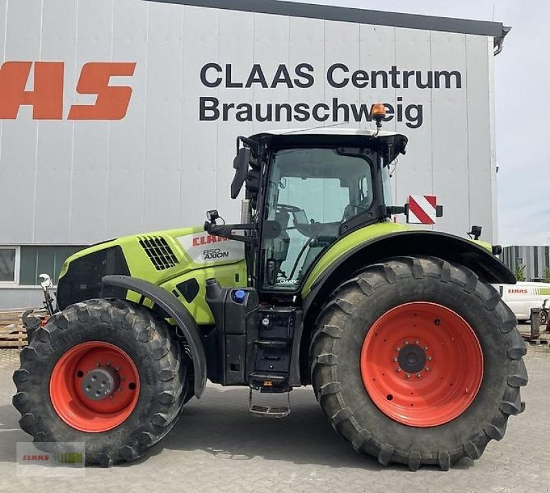 Traktor des Typs CLAAS Axion 850 CEBIS, Gebrauchtmaschine in Schwülper (Bild 1)