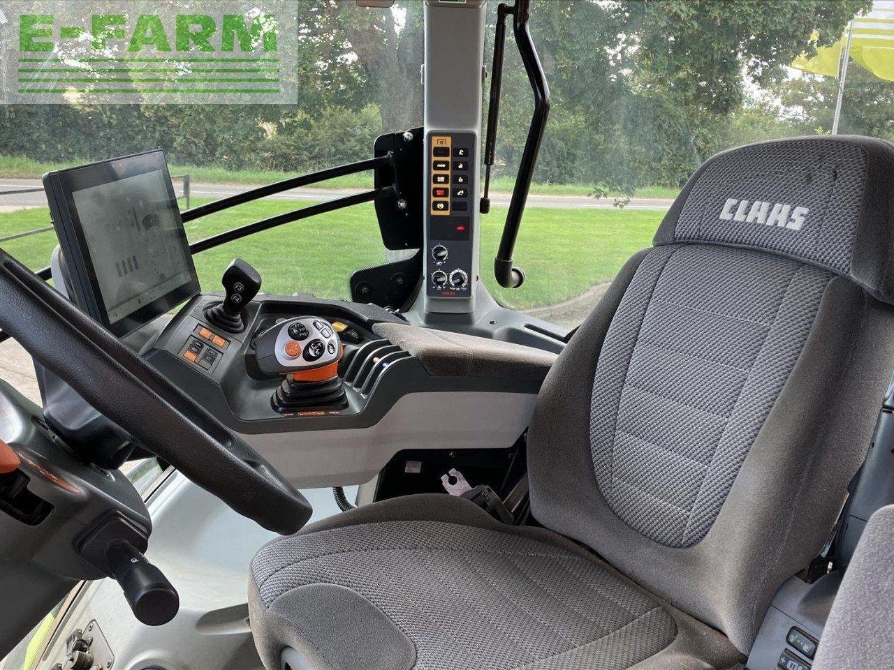 Traktor типа CLAAS AXION 850 CEBIS, Gebrauchtmaschine в SLEAFORD (Фотография 10)