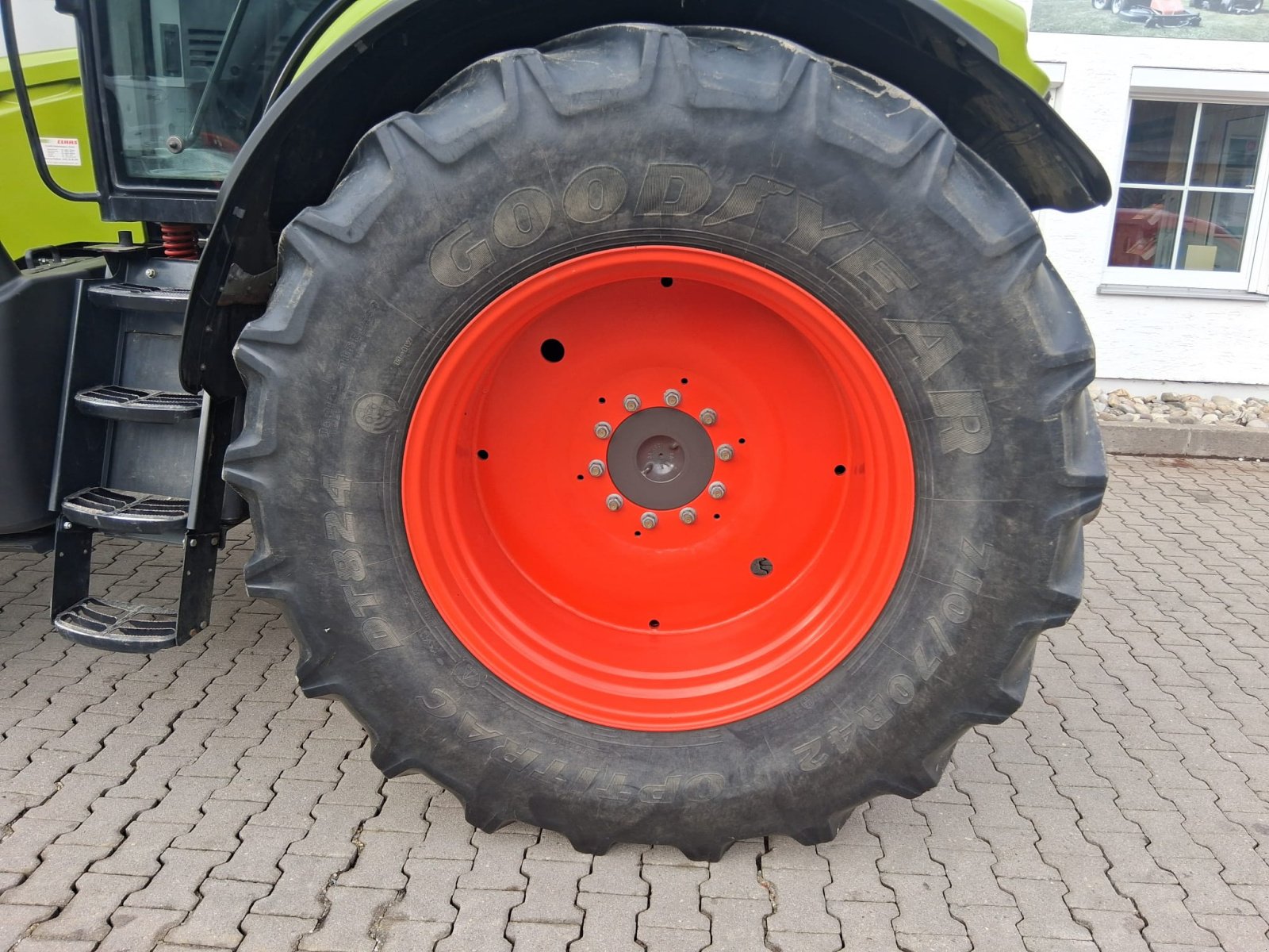 Traktor des Typs CLAAS Axion 850 CEBIS, Gebrauchtmaschine in Pfarrkirchen (Bild 12)